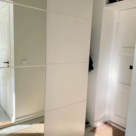 Apartament Valoisa Ja Taeysin Remontoitu *